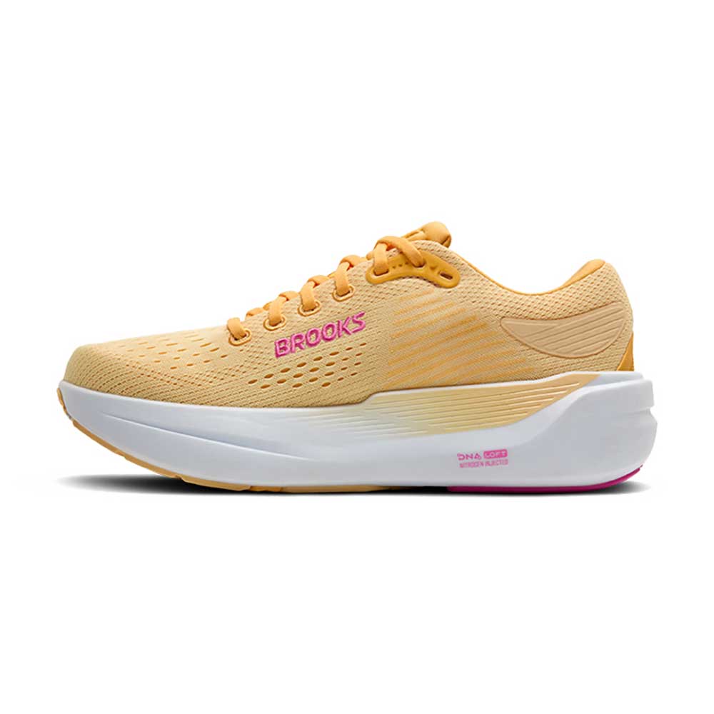 Women's Ghost Max 3 Running Shoe - Apricot/Apricot/Super Pink - Regular (B)